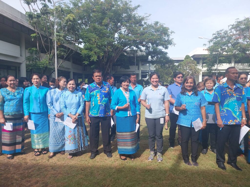 Community Relations Team of Unithai Shipyard and Engineering Ltd. participated in activities to honor and offering auspicious blessings to Her Majesty Queen Sirikit