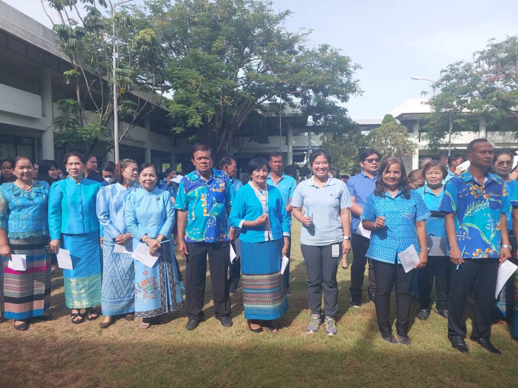 Community Relations Team of Unithai Shipyard and Engineering Ltd. participated in activities to honor and offering auspicious blessings to Her Majesty Queen Sirikit