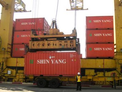 Unithai-Container-Terminal-welcomes-Shin-Yang’s-new-service1